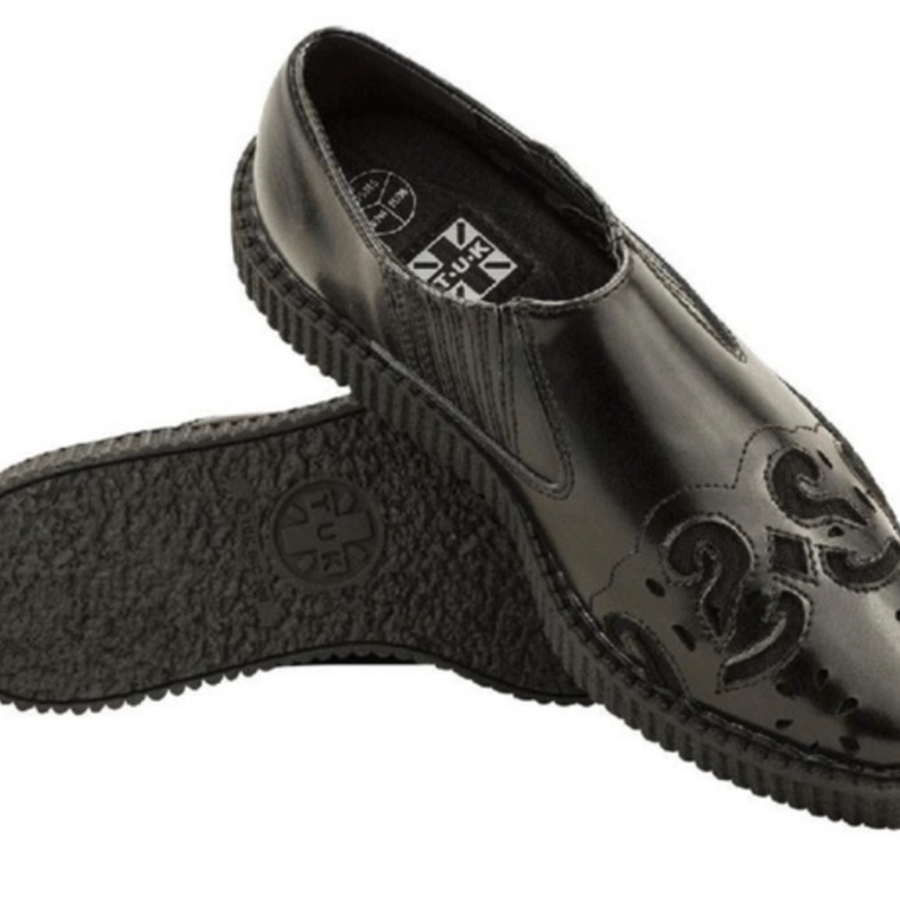 T.U.K. CUT OUT POINTED CREEPERS Flat Black Size Men 5 / Women 7